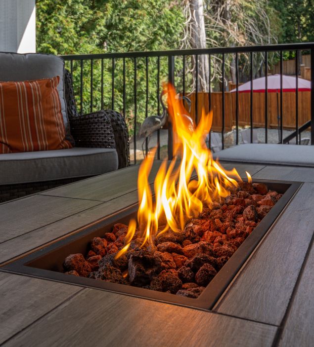 Backyard fireTable